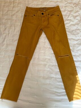 BLUESAVY Mustard Yellow Jeans - Slim Fit